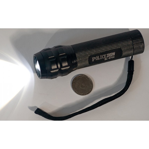 Metal Flashlight BL-8700 / Hand-held LED Flashlight